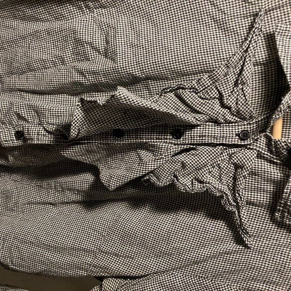 🦋 3/$25 Jacob Gingham Button-Up with Frills - Picture 11 of 15